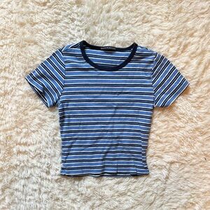 Brandy Melville Baby Tee
